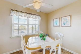 Bethany Bay --- 1004 Pavilion Dr - 1