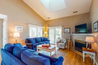Sea Colony - 53071 Lakeshore - 0