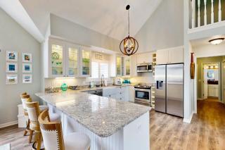 Salt Pond --- 491 Bethany Loop - 4
