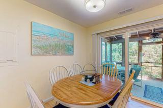 Bayberry Woods -- 714 Bayberry Circle - 4
