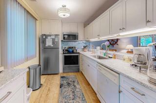 Bayberry Woods -- 714 Bayberry Circle - 3