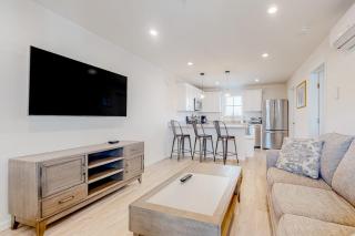Rehoboth Beach House --- 20494 Coastal Highway Unit #3 - 4