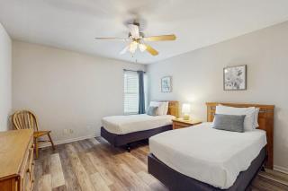 Surfside Splash - 2