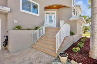 White Pelican House - 2