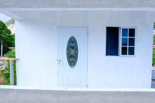 Sharays Hideaway - 3