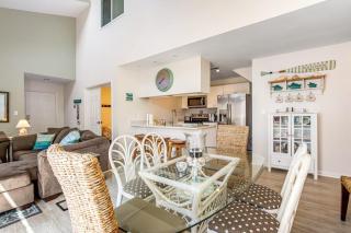 Sea Colony - 53021 Lakeshore Dr - 2