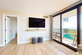 Sea Colony --- 204 N Edgewater - 7
