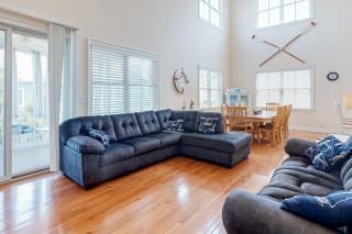 Bayside Resort --- 31536 Winterberry Pkwy - 8