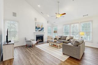 Bear Trap --- 45B Willow Oak Avenue - 9