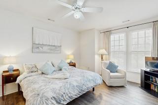 Bear Trap --- 45B Willow Oak Avenue - 1