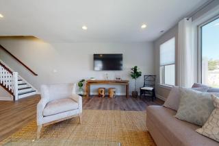 Coastal Corner - 17703 Wilkens Way - Ocean View - 1