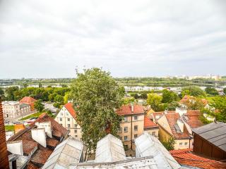 Old Town Square - 2m Royal Castle - 1m Barbican - 4