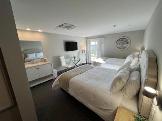 The Lodge at Woodstone Country Club - 8