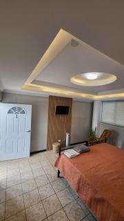 Height 909 Hostal - 7