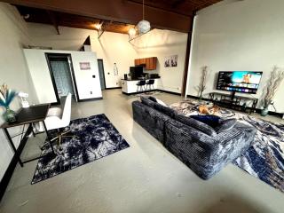Spacious Corktown Loft Near Downtown, Riverwalk & Michigan Central - 420 Friendly - 7