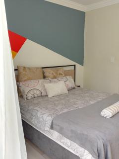 dulcomb Guesthouse - 8