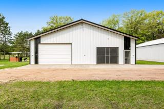 Moe's Vineyard - Barndominium - 6