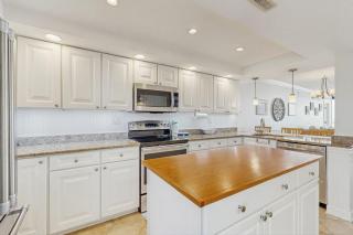 Sea Colony -- 1002S Edgewater House Rd - 1