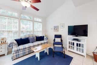 Bayview Landing -- 38002 Clubhouse - 8