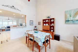 Bayview Landing -- 38002 Clubhouse - 7