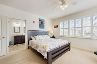 Grande at Canal Pointe -- 37697 Ulster #12 - 1