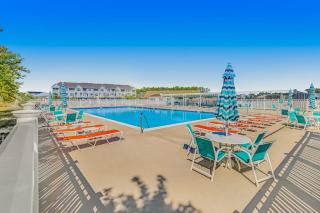 Grande at Canal Pointe 19375 Mersey Dr - 9