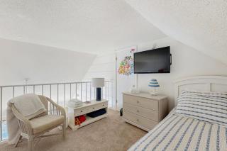 Sea Colony --- 9701 Evergreen Way - 2