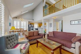 South Hampton - 33568 Water Mill Ln - 9