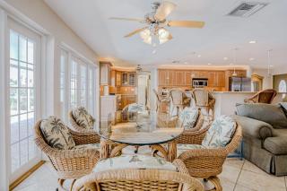 Dolphin Terrace - 2