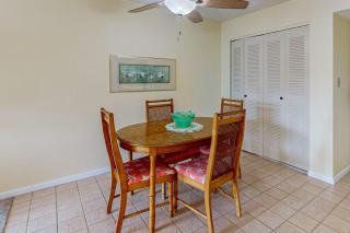Seaview Court - 4