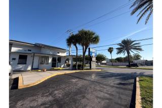 Regency Inn Daytona Beach Near Airport - 7