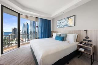 Crowne Plaza Surfers Paradise by IHG - 8