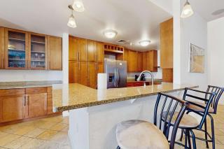 The Sanctuary - Penthouse Paradise 402A - 2