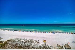 Beach House Condominiums B502 - Beachfront with Pool, Wi-Fi, & Beach Service - 9