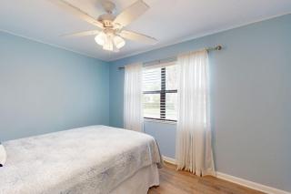 Breezy Bungalow - 2