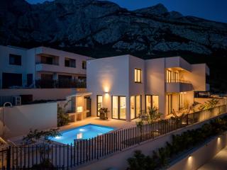 Azure Del Mar -with heated Pool- - 0