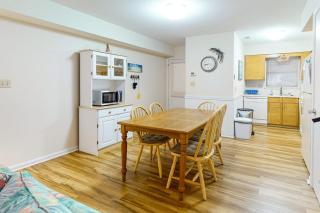 Sea Pines -- 26 Sea Pines Village - 6