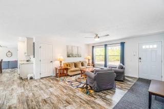 Leisure Lodge - 6
