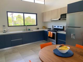 Relaxing 2BR Stay Saltwater Pool and Modern Amenities - 4