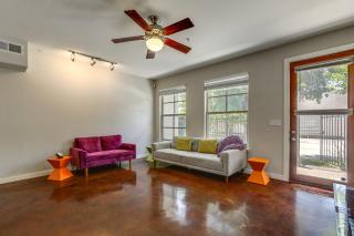 Walkable EaDo Condo Near Dtwn: Modern + Chic! - 6