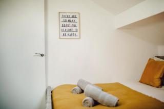 Modern Cosy Apartment Free Parking 10 PPL - 4