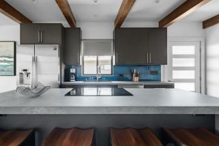 Penthouse I - 0