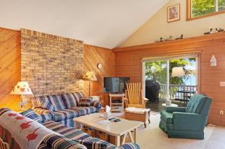 Walloon Lake Cottage - 8