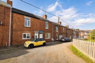 Spacious 2BR Durham Home for Contractors - 8