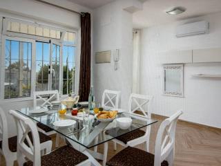 Superb Villa with Private Pool - 0