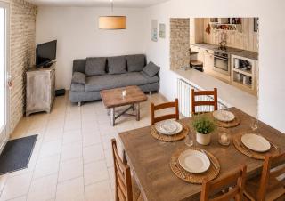 Charmante Maison de Ville - Proche Gare - Plages - avec Terrasse - 9