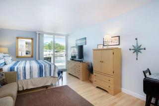 Waterside Suites - 7