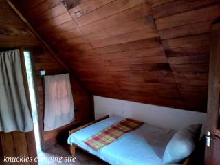 Knuckles Cabin Retreat - 0