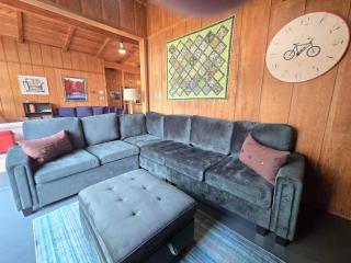 Petoskey Stone Lodge - 7