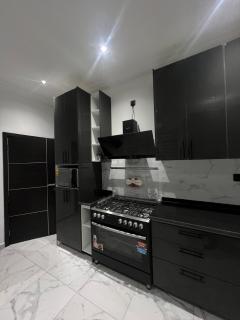 Luxury 3BR 3BA Villa in Gated Estate with Fast WiFi - 2